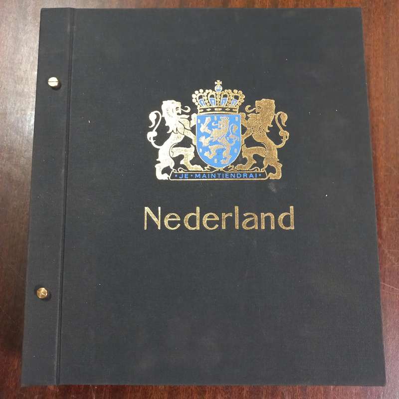 Netherlands collection in DAVO album - R1 Start