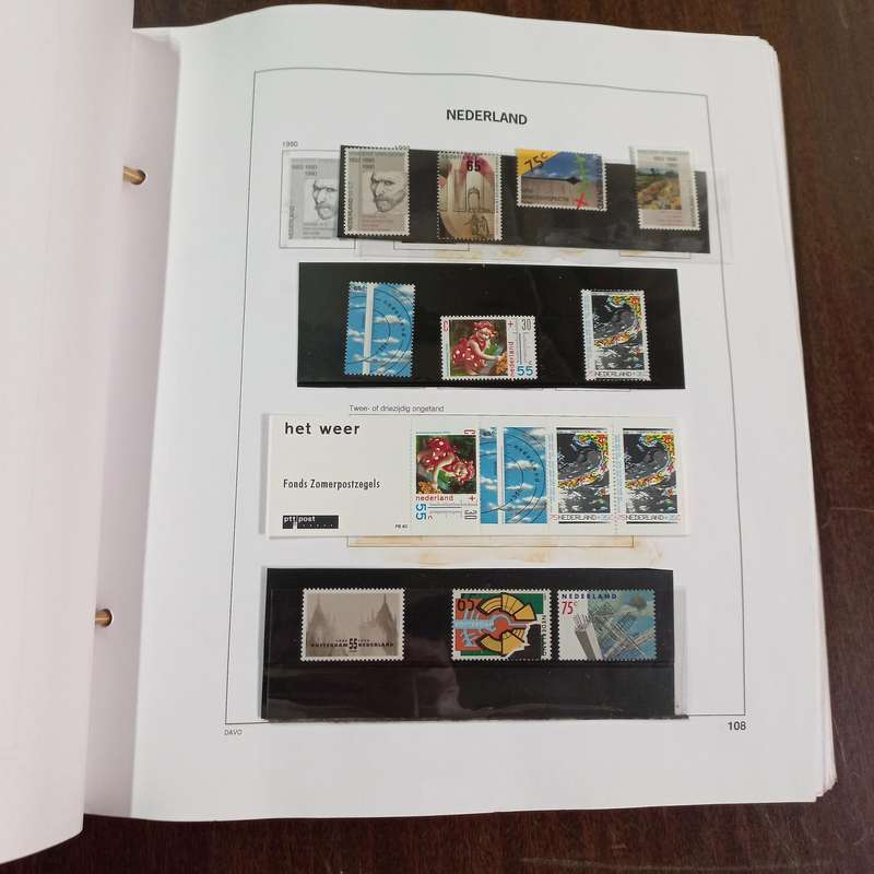 Netherlands collection in DAVO album - R1 Start
