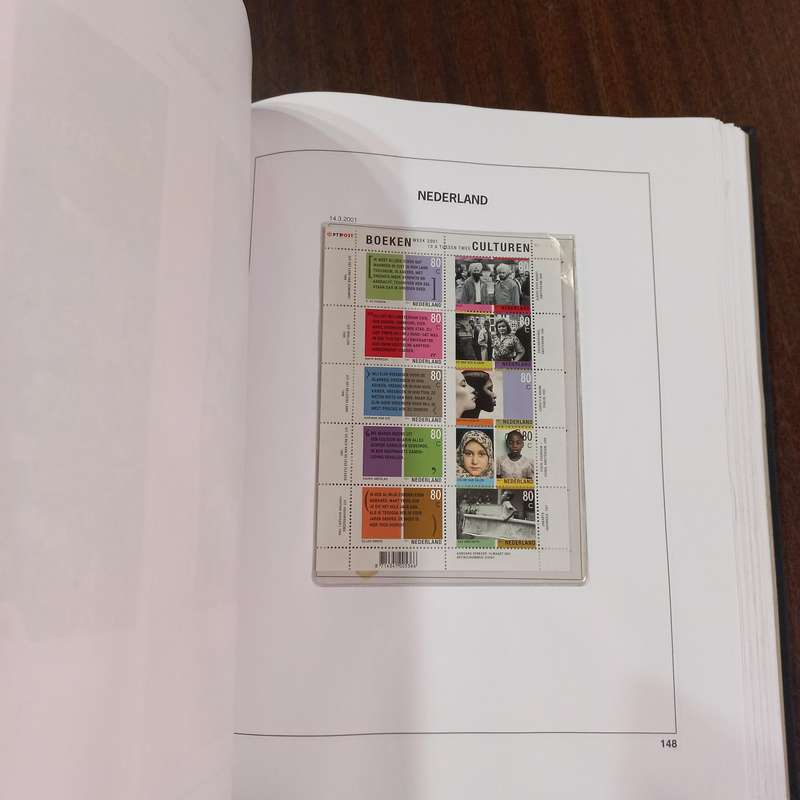 Netherlands collection in DAVO album - R1 Start