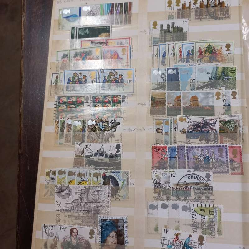 Great Britain in Stock Book Mint and Used - R1 start