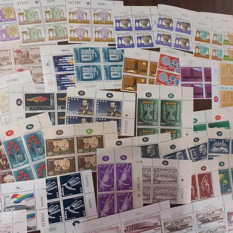 Israel Hundreds of control blocks including 1980 Shekel definitive - R1 start