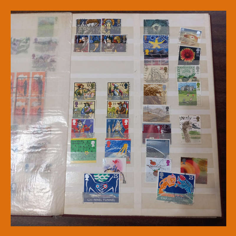 Great Britain in Lighthouse Album  Queen Elizabeth Used Stamps