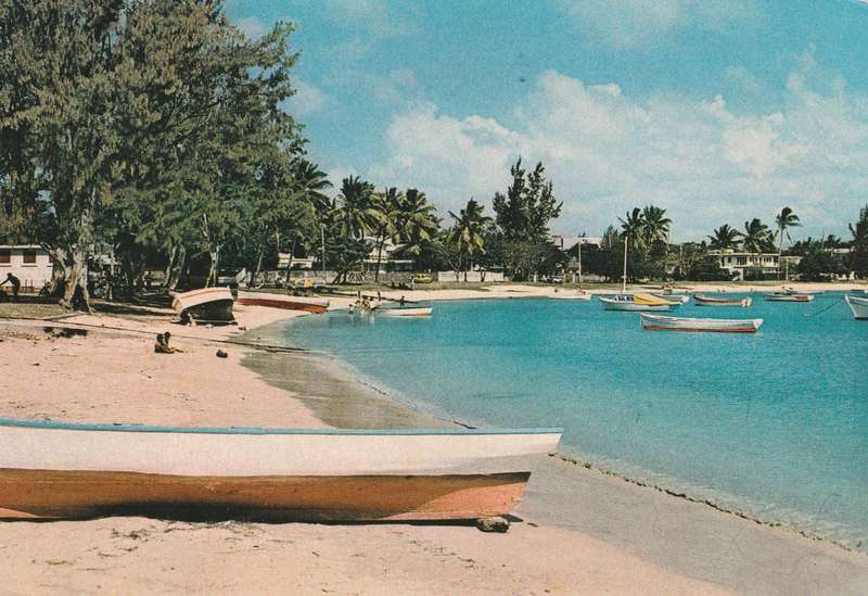 Post Card Mauritius - Grand Baie Bay Beach Boats Reproduction Interdite Map