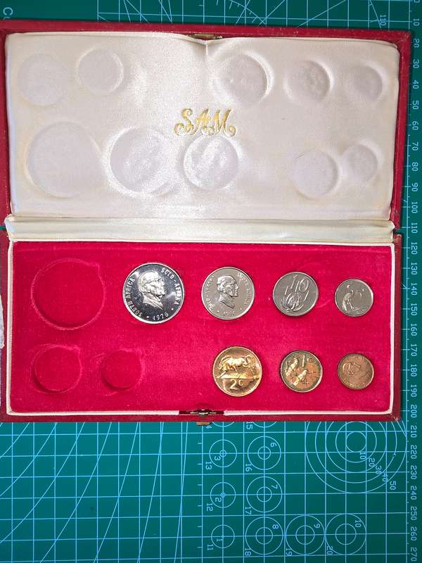1976 Proof set 7 coins~  no Silver & Gold