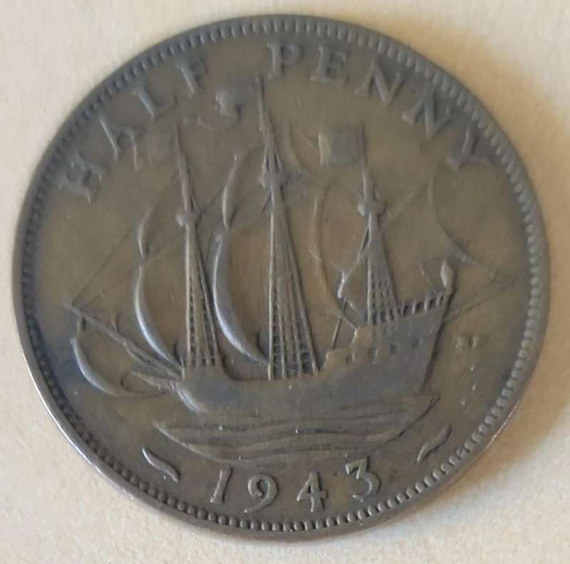 Great Britain collection of different dates ~ 1/2p, 6 P, shilling, 2 shilling, 10 P, 20 P & 50 Pence