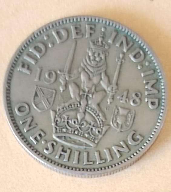Great Britain collection of different dates ~ 1/2p, 6 P, shilling, 2 shilling, 10 P, 20 P & 50 Pence