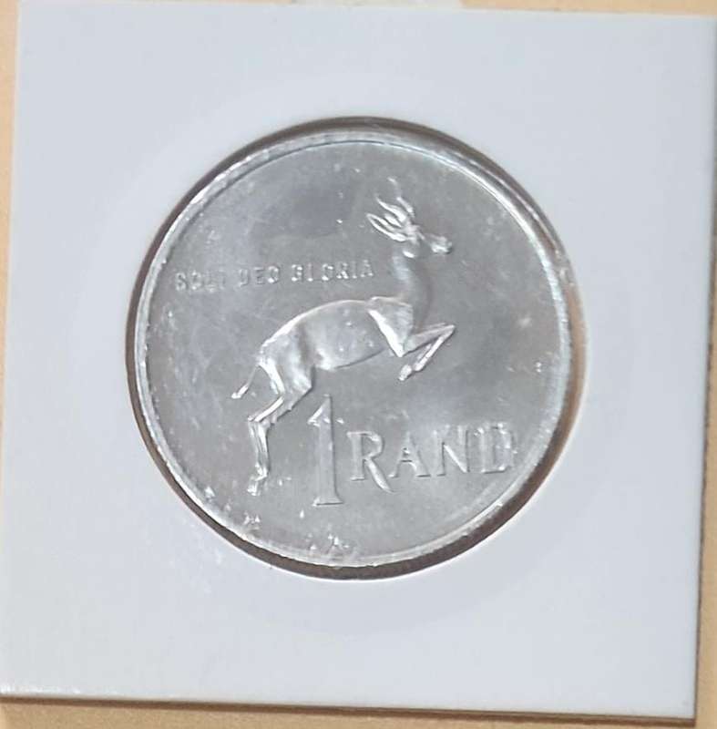 1982 R1 UNC! ~ Nickel