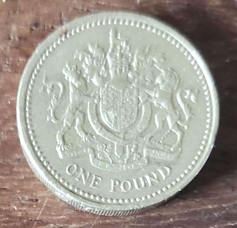 Great Britain ~ Pounds ~ £1 - 1983, 1995, 2003 & £2 - 1998, 2010