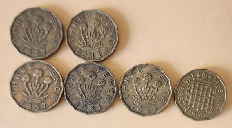 Great Britain 3 Pence ~ 2x 1937, 2x 1941, 1x 1943, 1x 1966