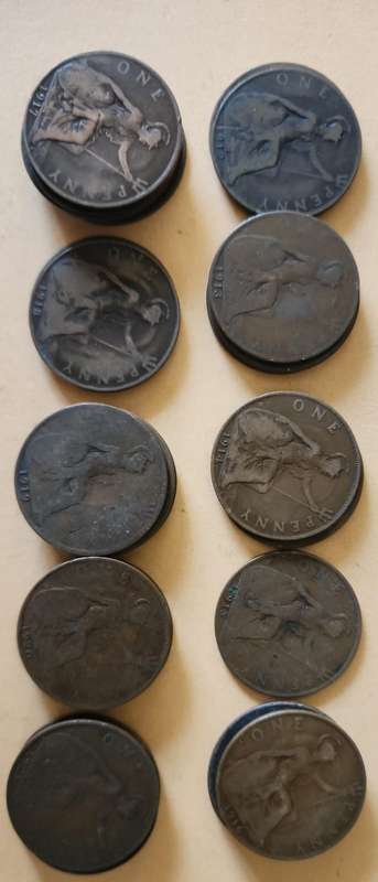 One Penny George V (1910-1936) ~ 31coins!!