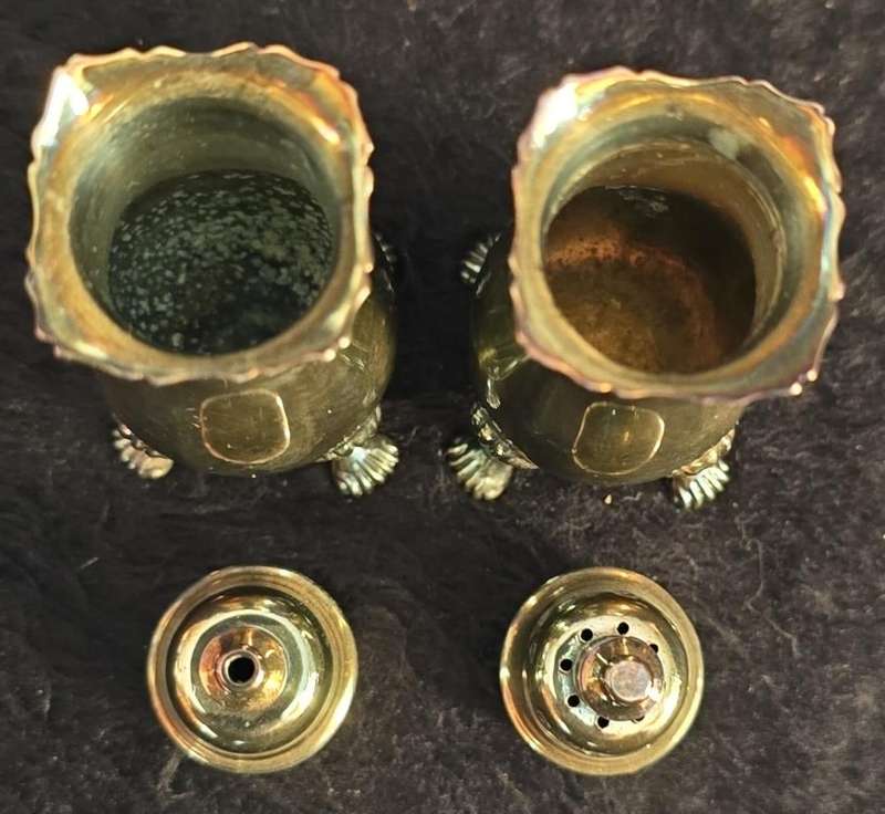 Vintage Pair of silver metal baluster - Salt & Pepper Shakers