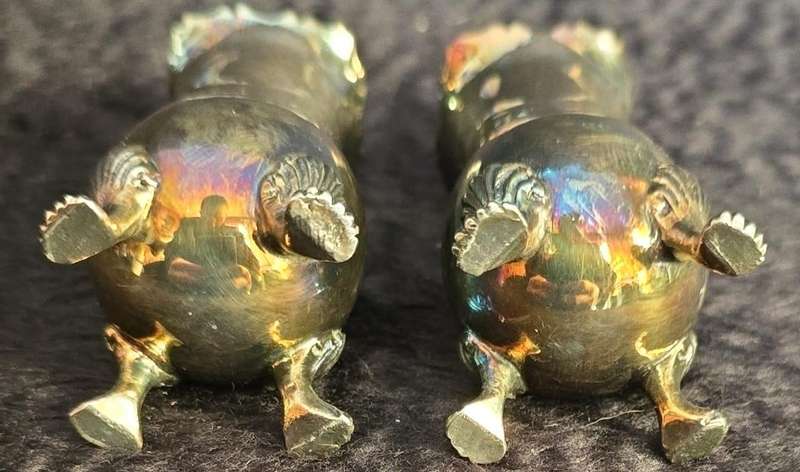 Vintage Pair of silver metal baluster - Salt & Pepper Shakers