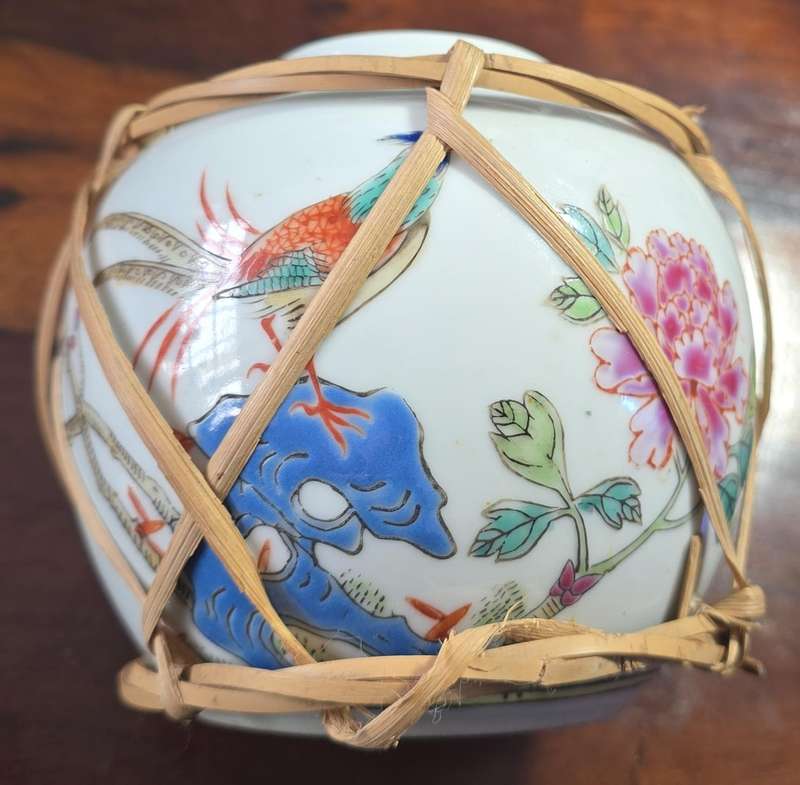 Small Chinese Ginger Jar with cork decorated 12cm