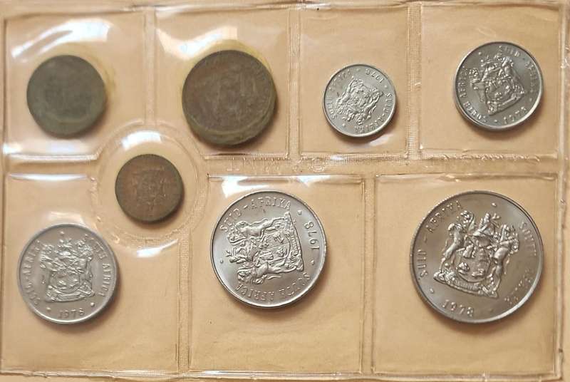 1978 Mint Set ~ with nickel R1