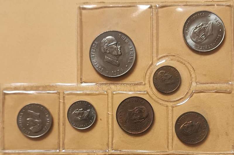 1976 Mint Set ~ No R1