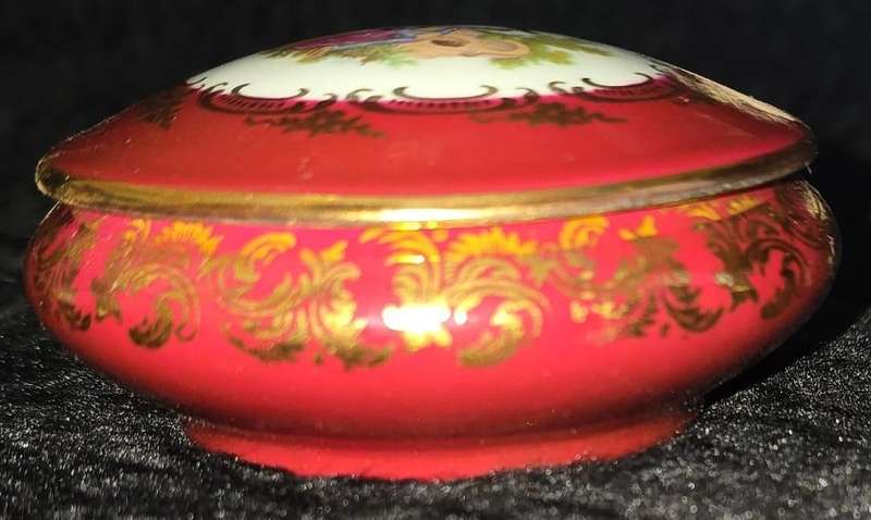 Vintage French Round 22ct Porcelain Jewellery ~ Limoges