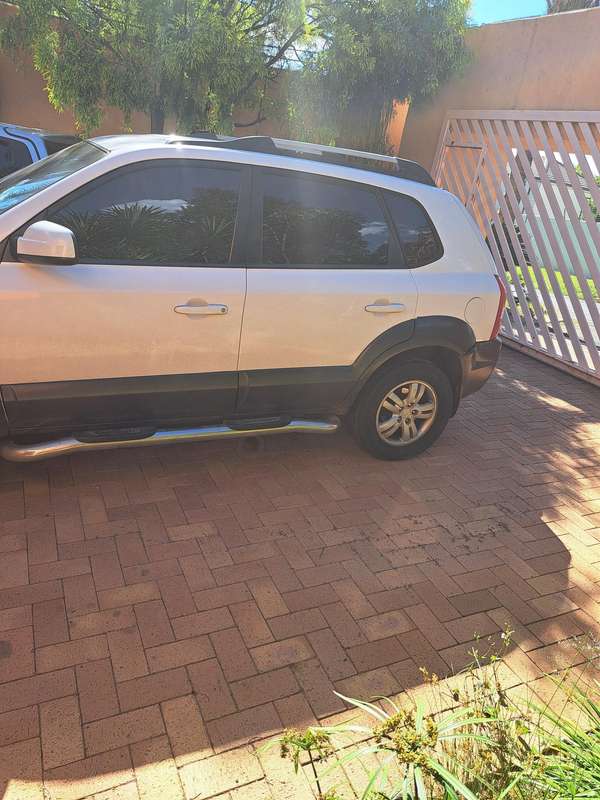 2008 Hyundai Tucson 2000
