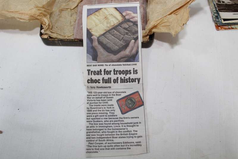 Boer War Xmas tin - the Rowntree one.....WITH CHOCOLATE!!!!