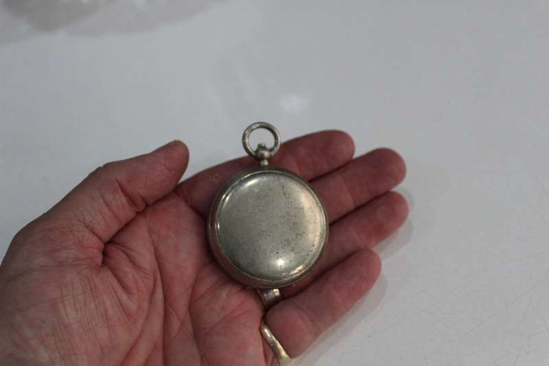 WW2 pocket compass great condition......