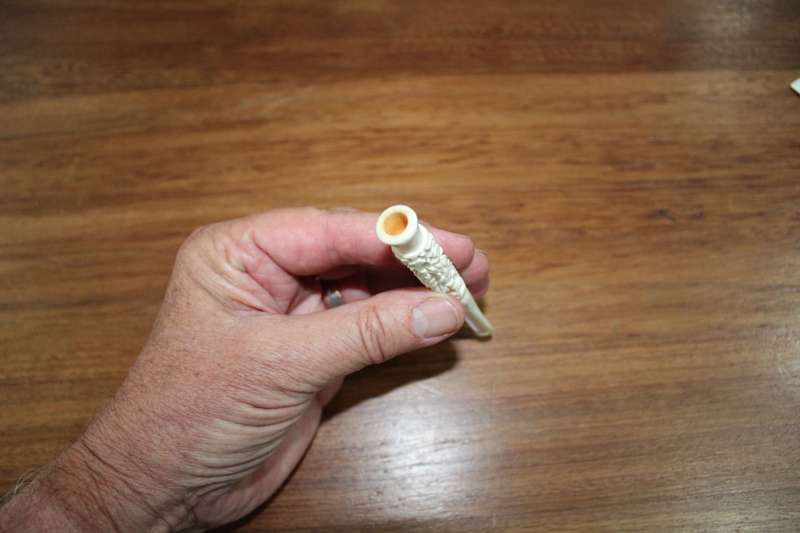 Bone/Ivory Cigarette Holder