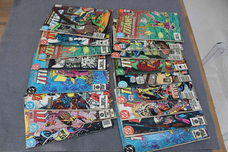 Titans comics.....take all 17 for R 275!!!