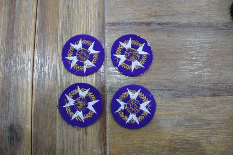 Chaplain cloth badges x 4 - take all for R 125!!