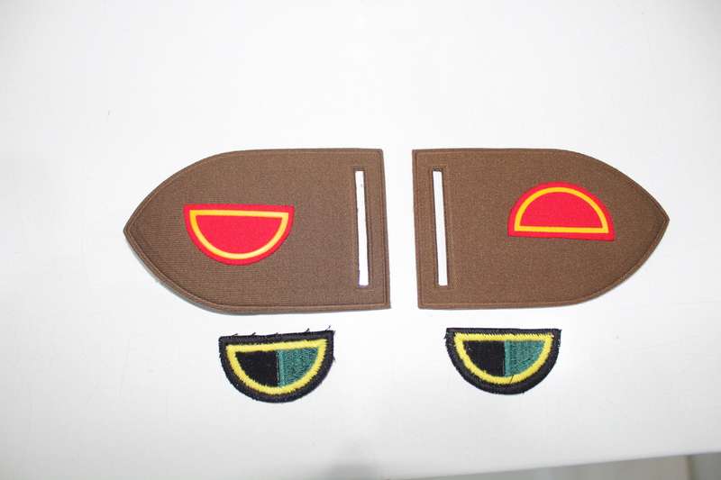 Infantry Delta company badges (?)
