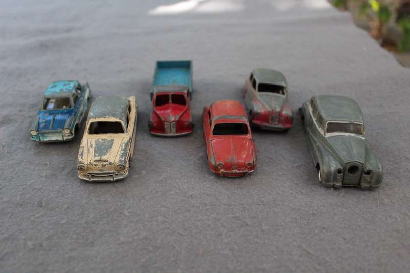 Dinky/Meccano cars x 6......all for R 650!!!!!