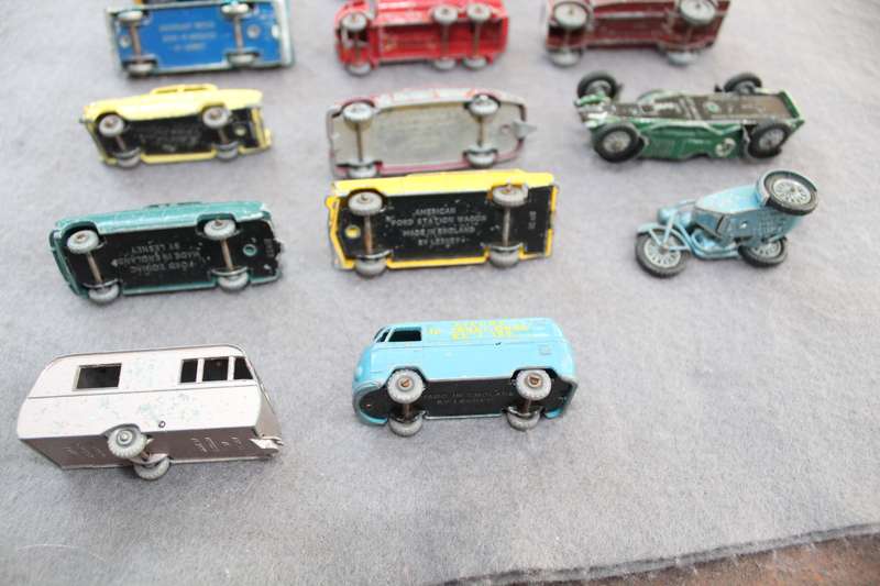 Lesney, 14 models ....reason for low price below.....