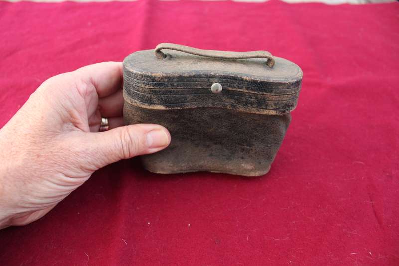 Binoculars/Opera glasses ?