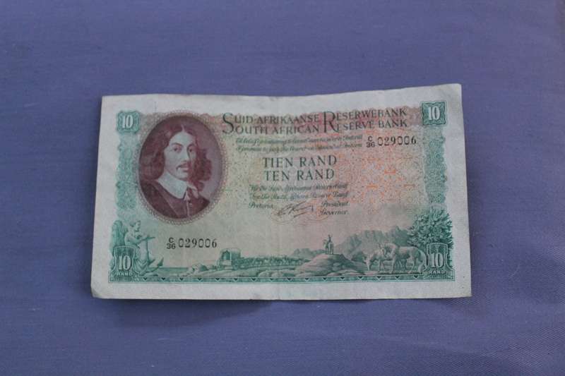 Rissik R 10 note (1966 second issue?)