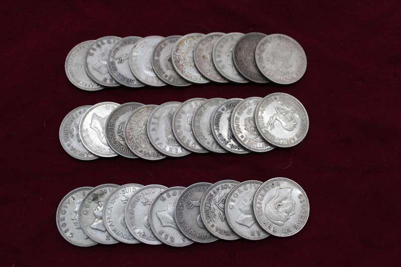 5 Shillings x 29! All 80% silver - take the lot for R 15 000