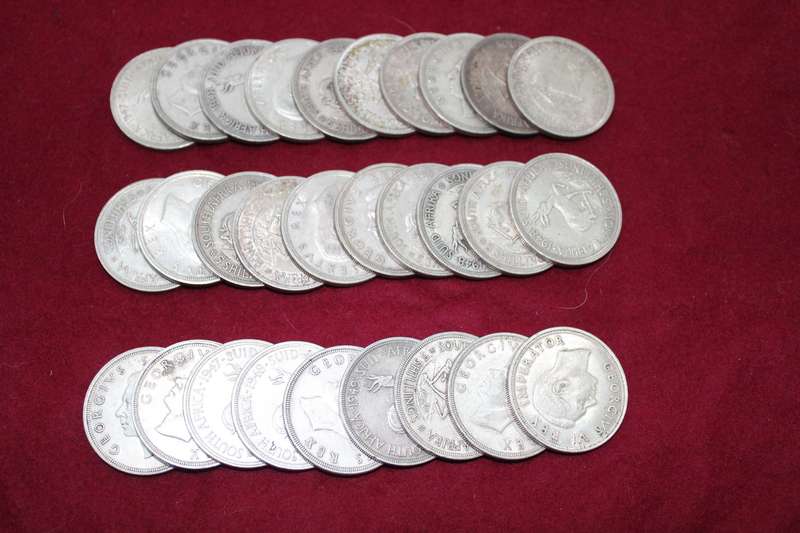 5 Shillings x 29! All 80% silver - take the lot for R 15 000