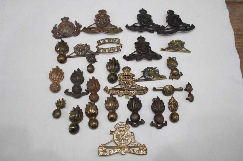 Artillery Badges - BIG packet full!! Take all for R 300!