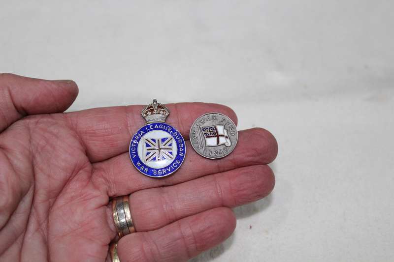 Sterling badges - Navy War Fund and War Services Victoria League