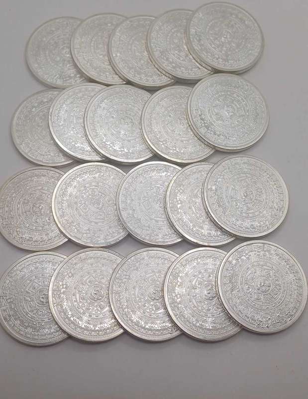 20x1Oz .999 Silver Azet calender coin bid per coin to take the lot