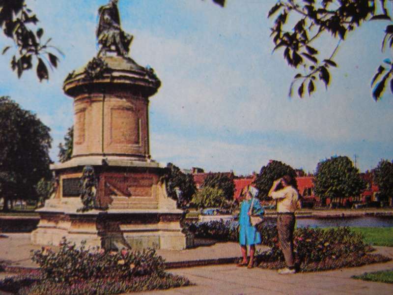 Jarrold POSTCARD - Stratford-Upon-Avon