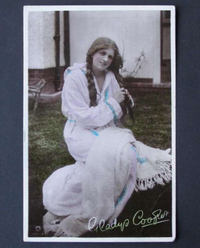 Rotary British POSTCARD - Miss Gladys Cooper