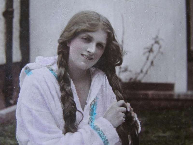 Rotary British POSTCARD - Miss Gladys Cooper