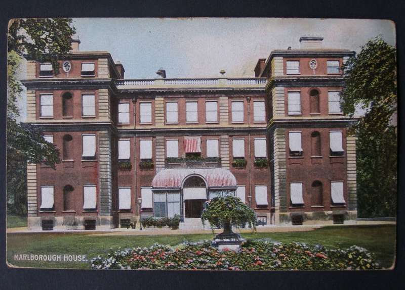 Misch & Stock's British Empire Series POSTCARD - Marlborough House 1908