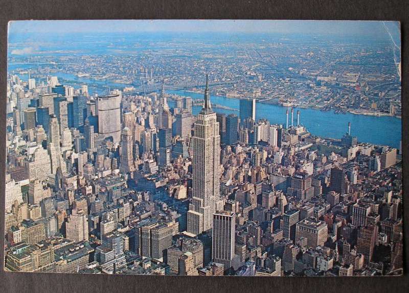 The Scheller Co. American POSTCARD - Aerial View of Midtown Manhattan, New York City 1978