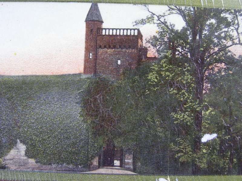 Ideal Series POSTCARD - Airlie Castle