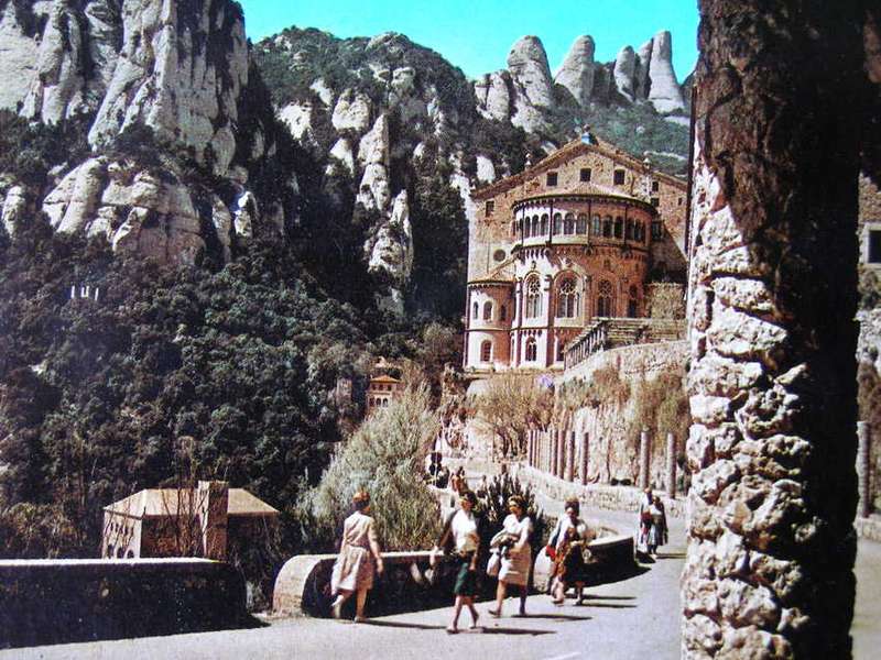 Five Assorted Spanish POSTCARDS (Larger size)