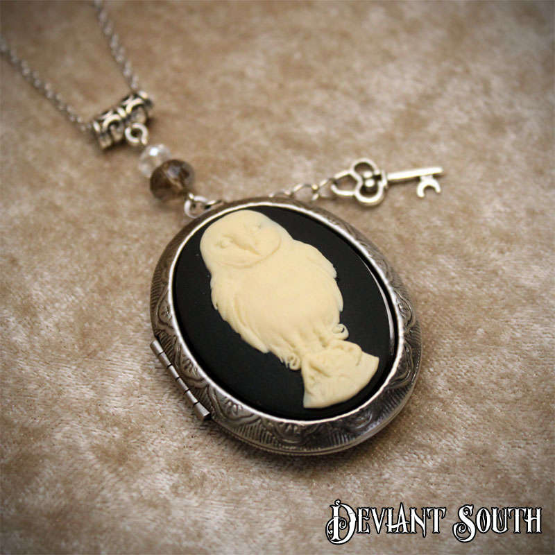 Deviant South Midnight Owl Cameo Locket, Silver 1.8mm Stainless Steel Chain