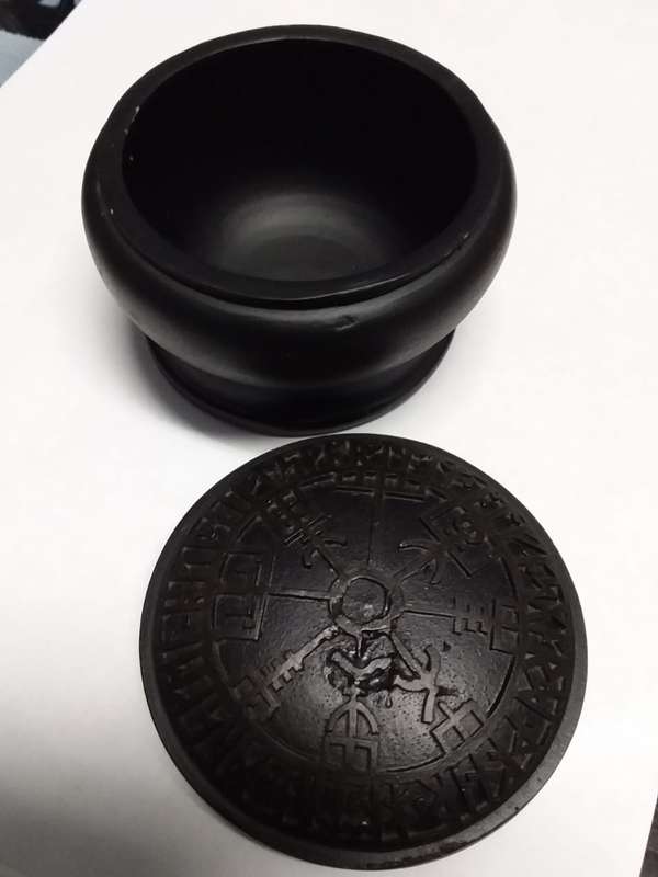 *SHOP SOILED* Alchemy Gothic V102 Vegvisir Box - Black