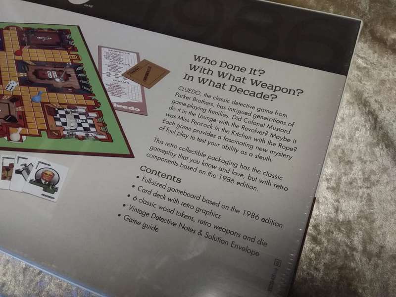 Hasbro Gaming Cluedo - Classic Detective Game (Retro Series Clue 1986 Edition, Manufactured: 2014)