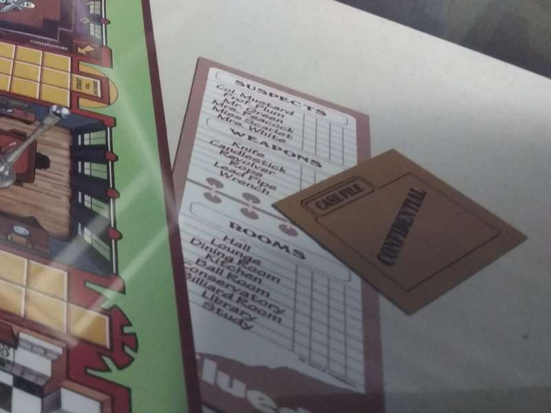 Hasbro Gaming Cluedo - Classic Detective Game (Retro Series Clue 1986 Edition, Manufactured: 2014)