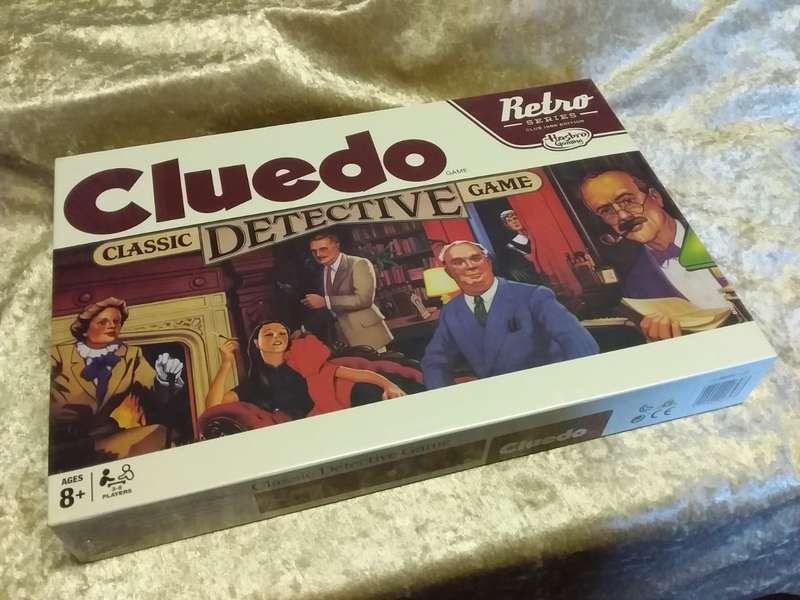 Hasbro Gaming Cluedo - Classic Detective Game (Retro Series Clue 1986 Edition, Manufactured: 2014)