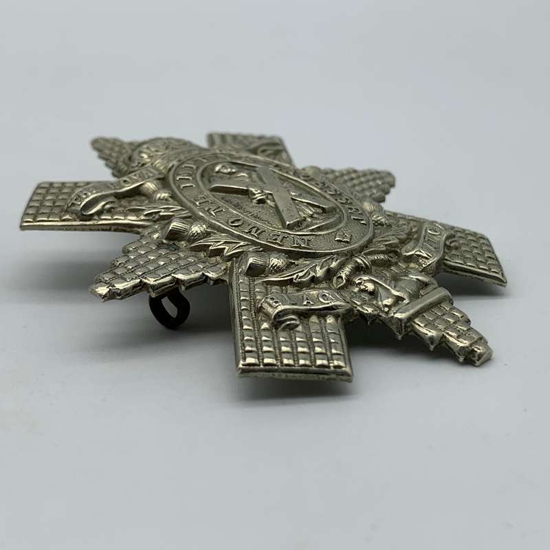 WW1 - 'Royal Highlanders - Black Watch' Cap Badge (First Pattern)