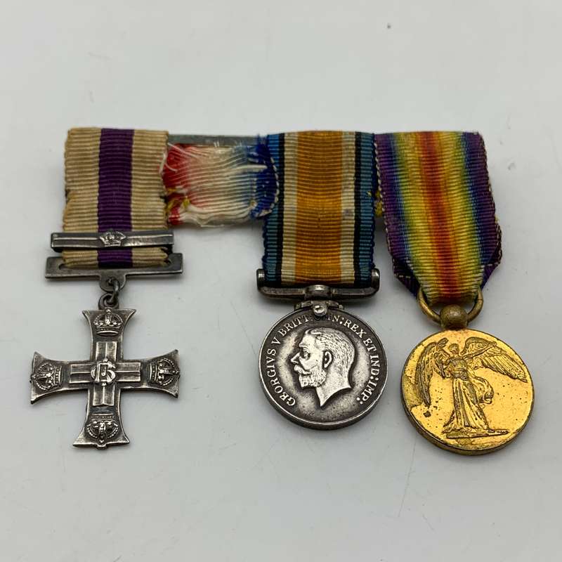 WW1 - 'Military Cross & Bar' Miniature Medal Group